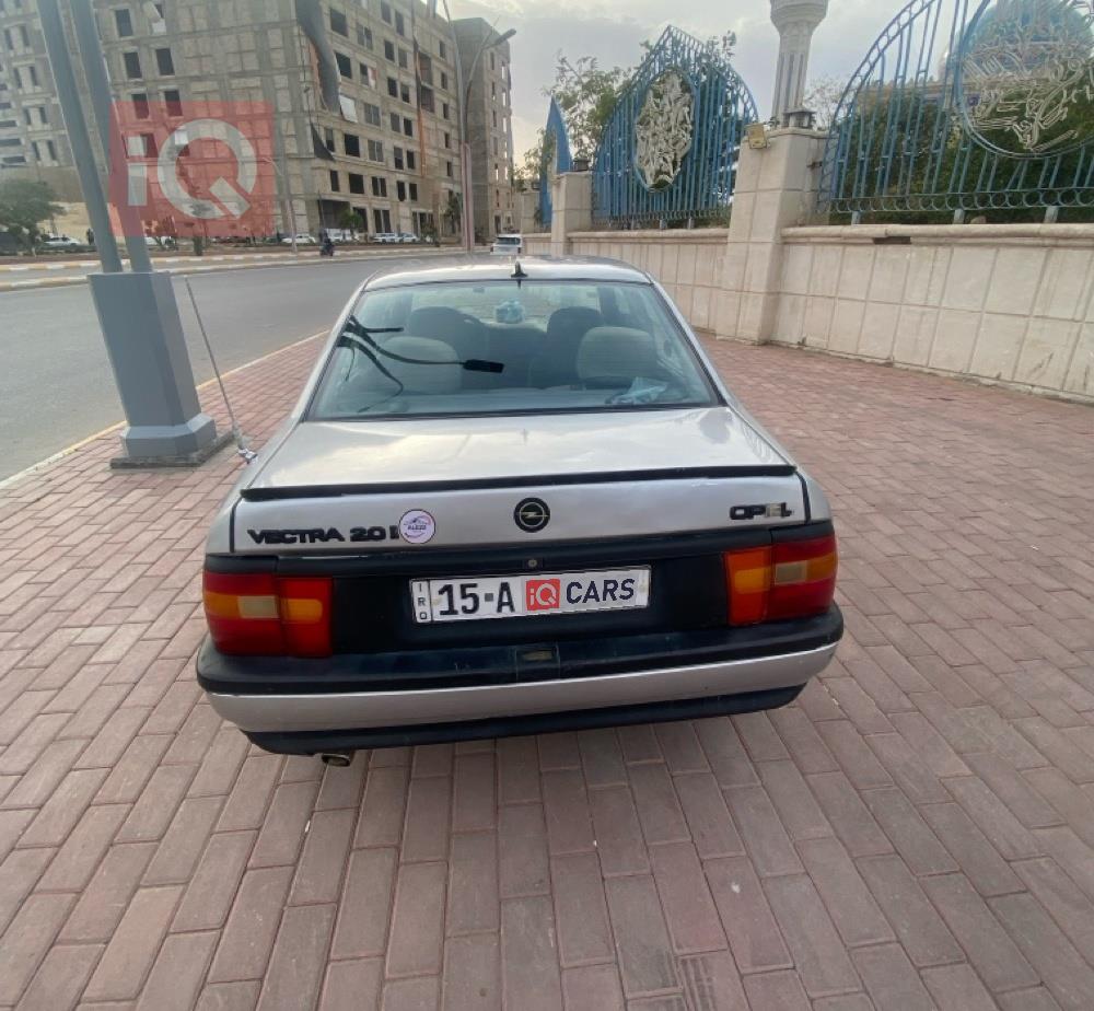 اوبل فيكترا